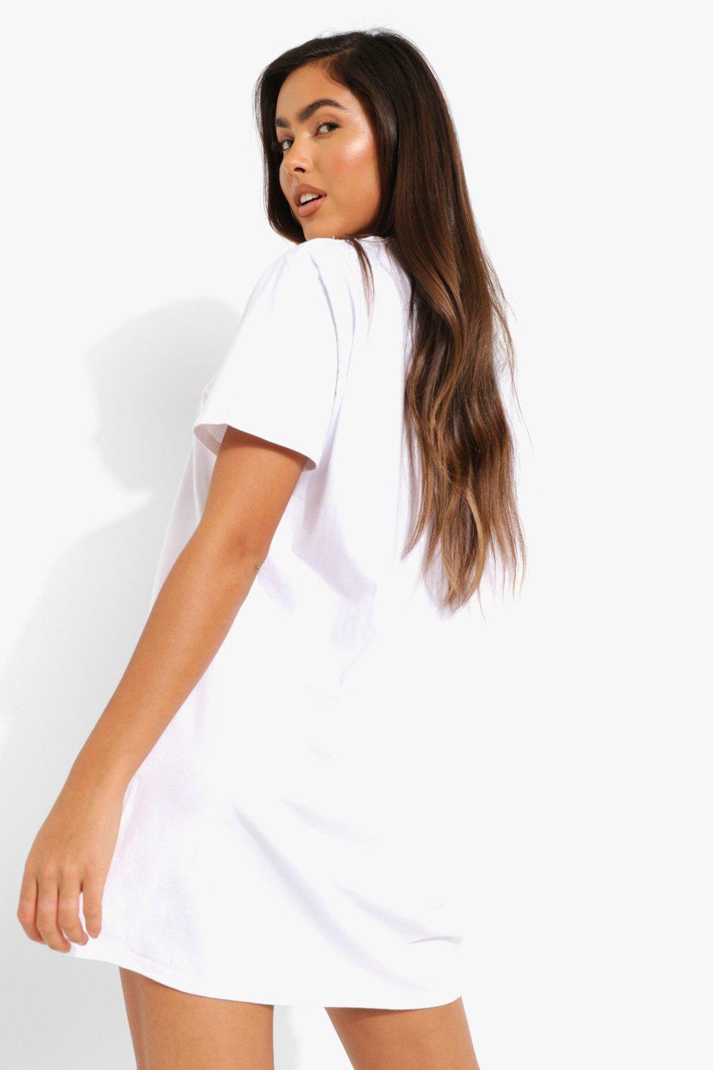 T shirt dress store with lips