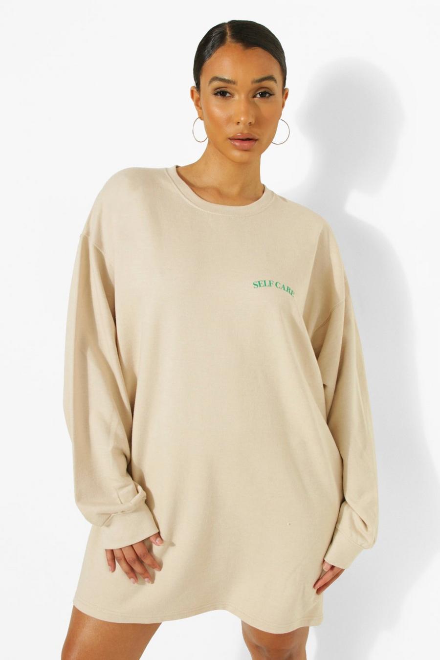 Pulloverkleid mit Self Care-Print und Tasche , Sand image number 1