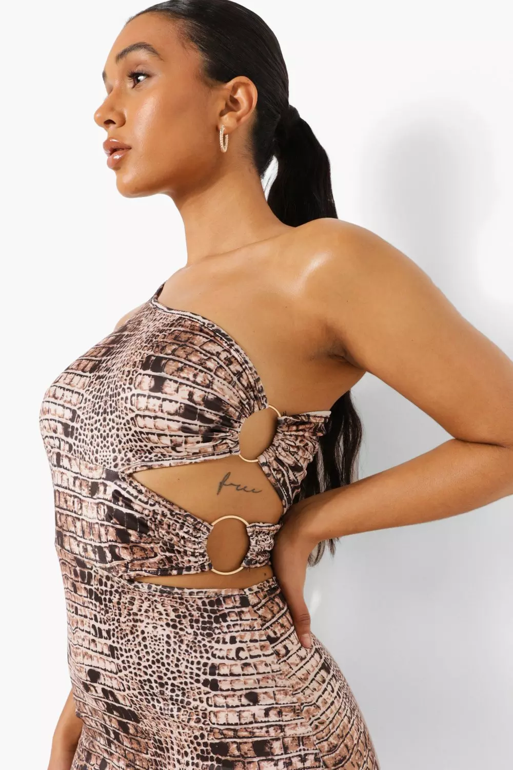 One shoulder outlet snake print dress