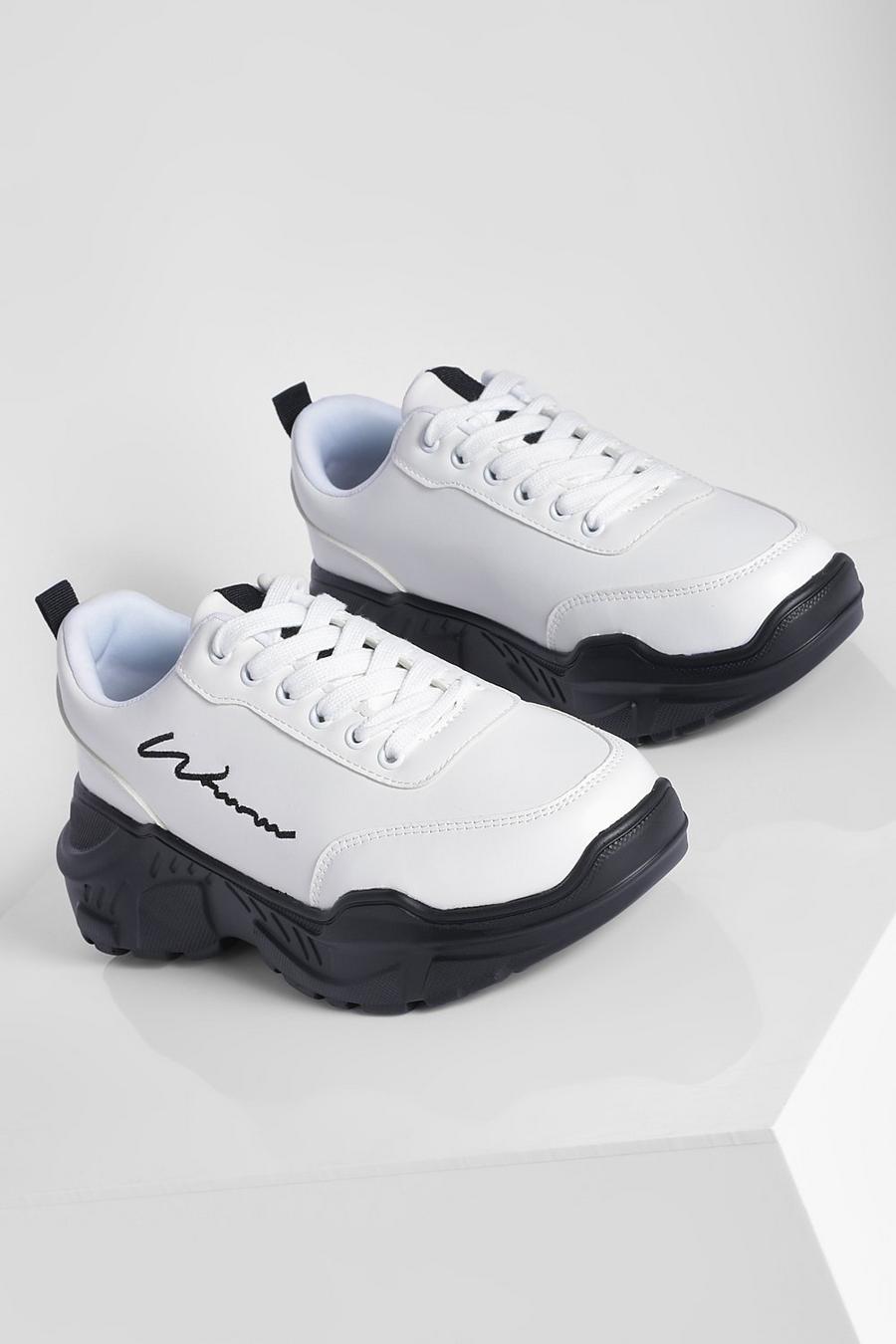 White Contrast Sole Woman Script Chunky Sneakers image number 1