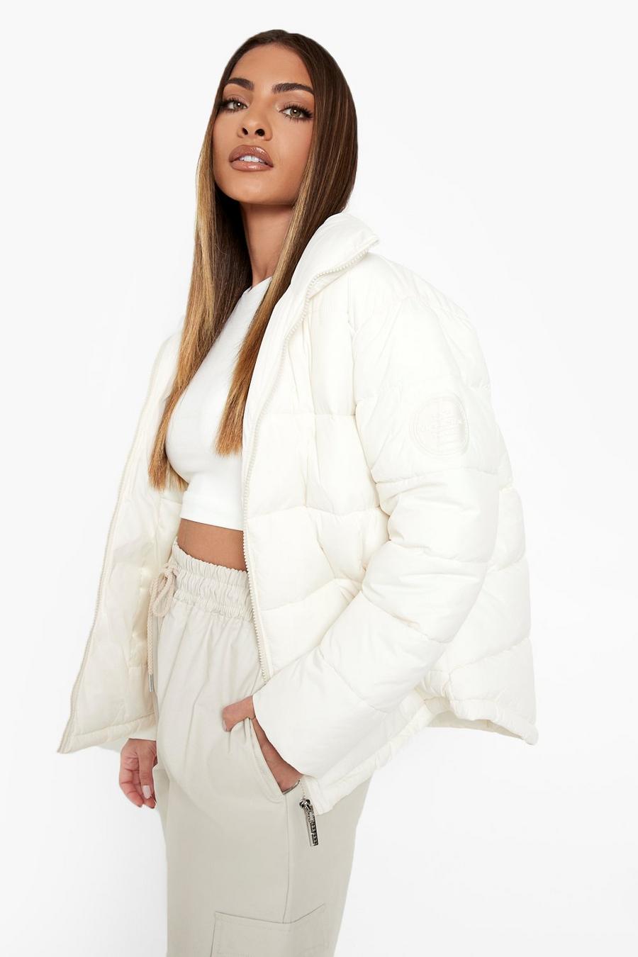 Cream blanco Official Embroidered Puffer Jacket