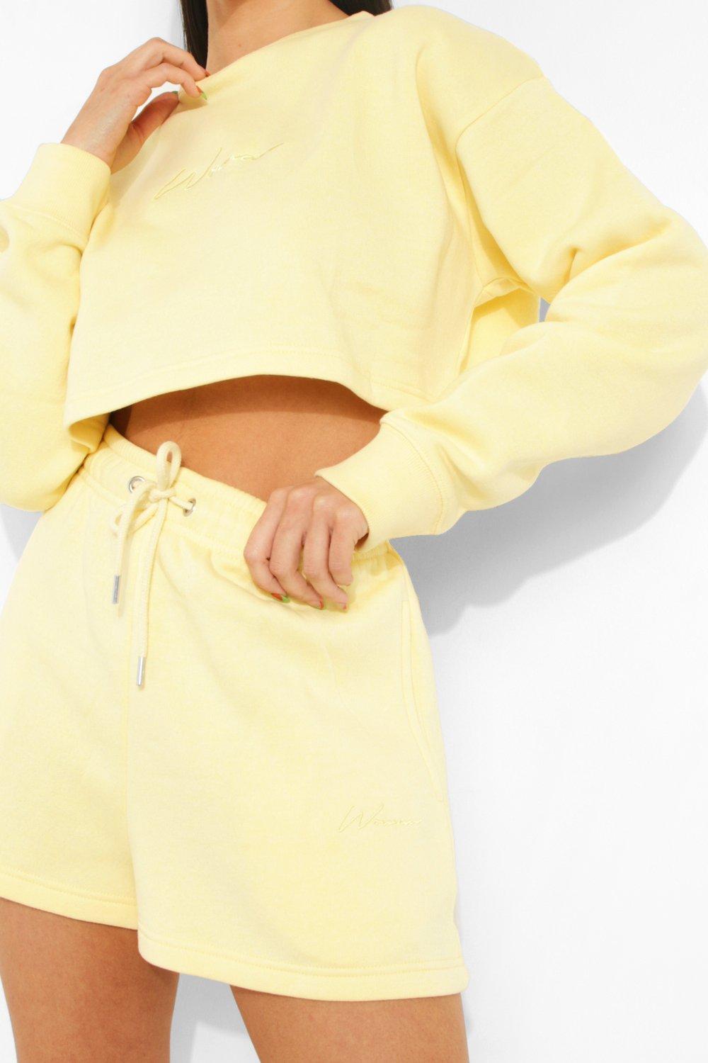 Womens Clothing Shorts Cargo shorts Boohoo Denim Basic Embroidered Jersey Short in Lemon Yellow 