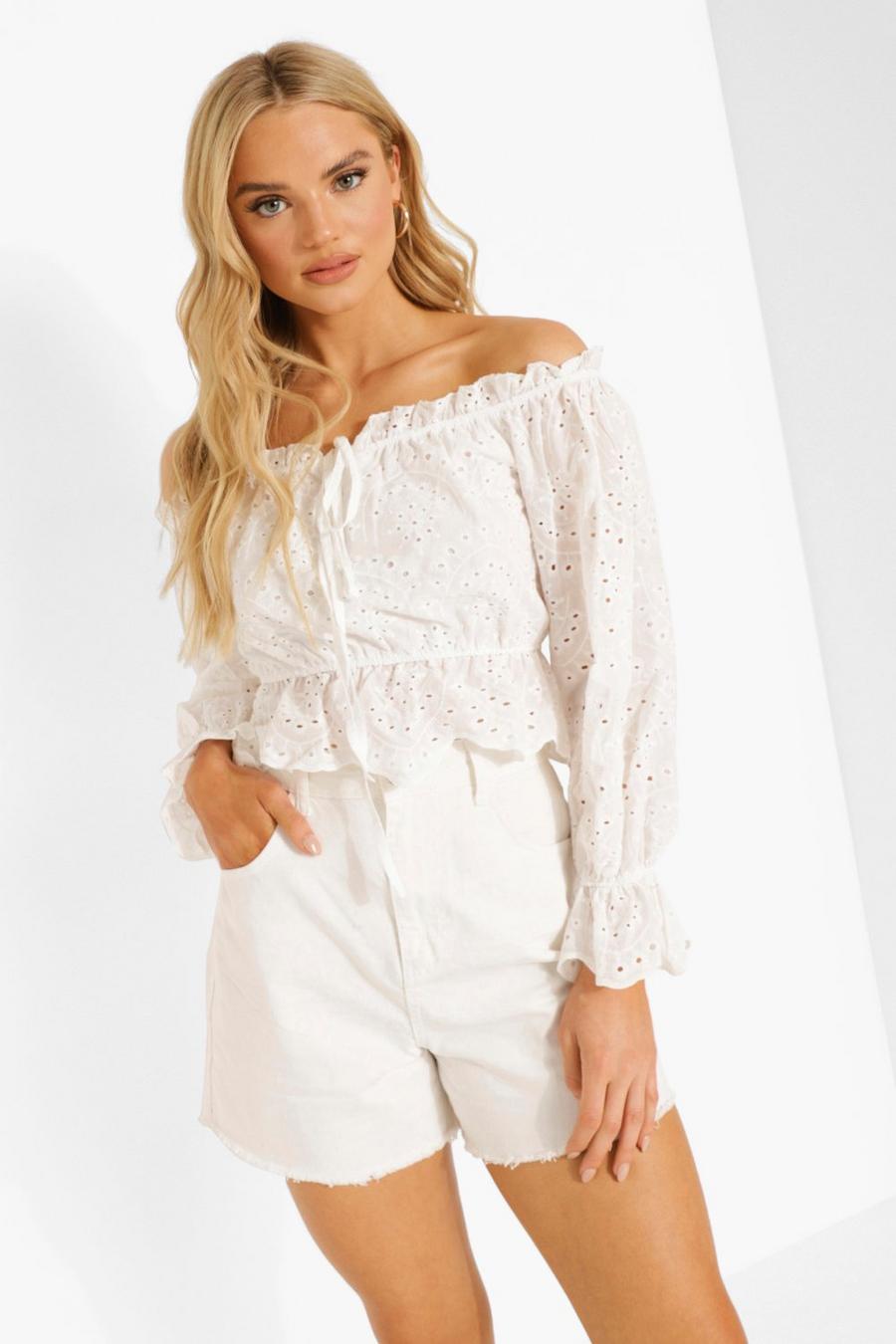 White Off shoulder-topp med broderie anglaise image number 1