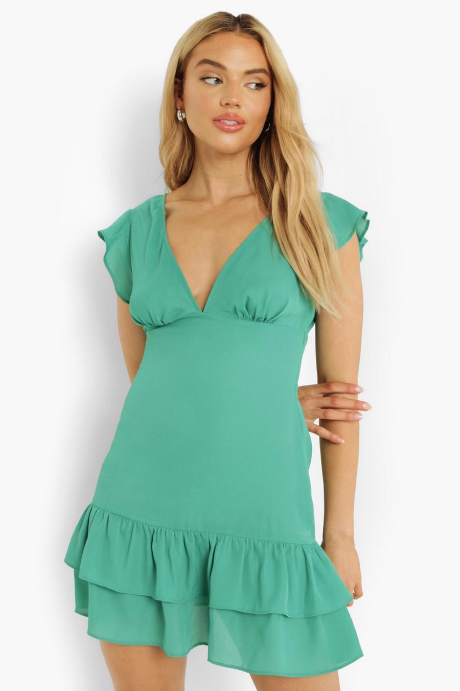 Rückenfreies Smok-Kleid mit Rüschensaum, Green vert image number 1