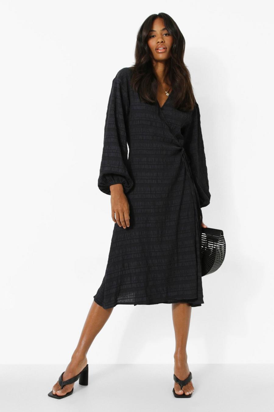 Black Crinkle Wrap Midi Dress image number 1