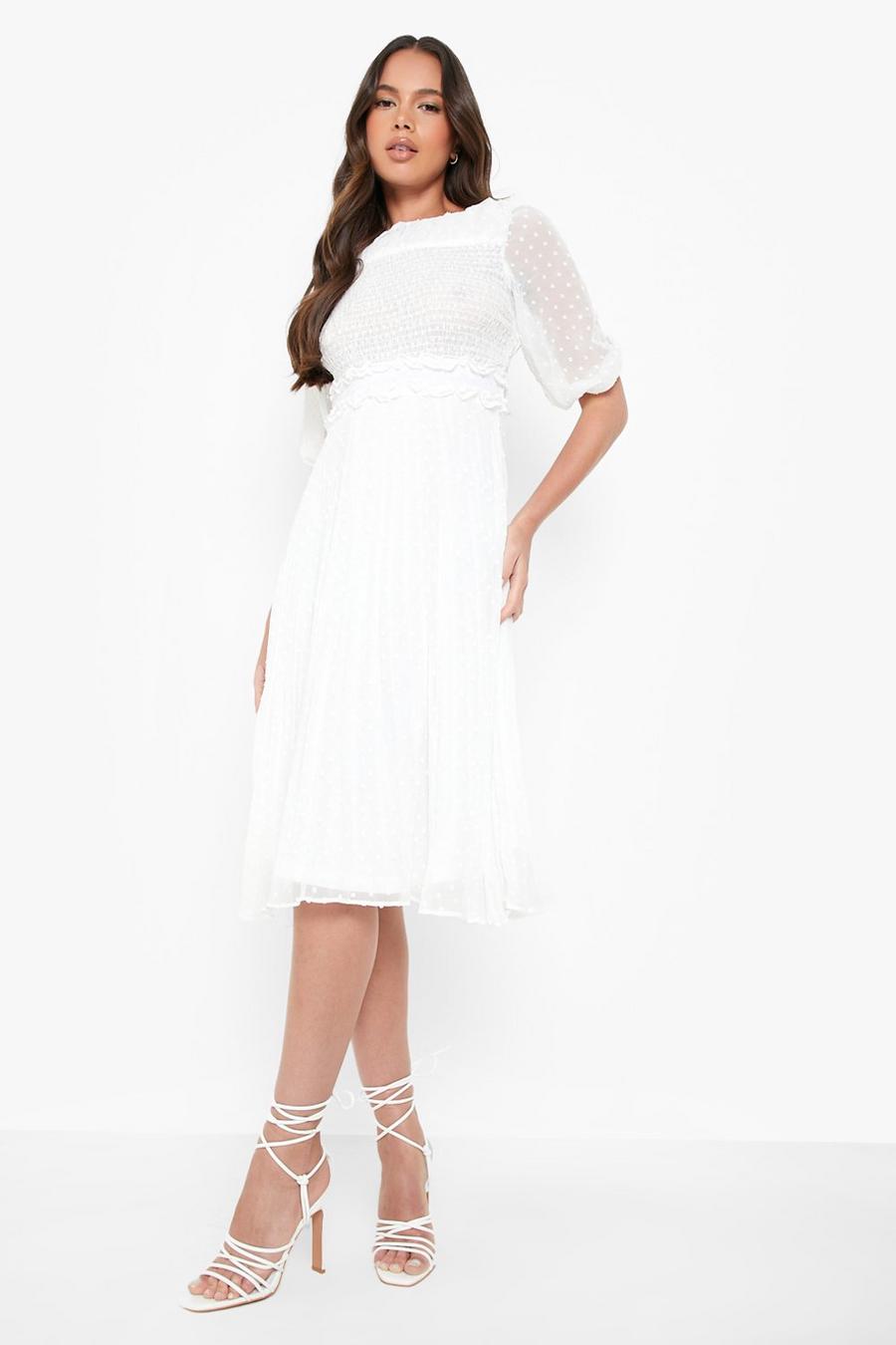 לבן שמלת סמוק מידי מבד רשת דובי image number 1