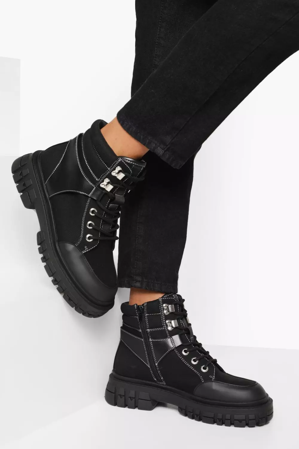 Chunky walking clearance boots