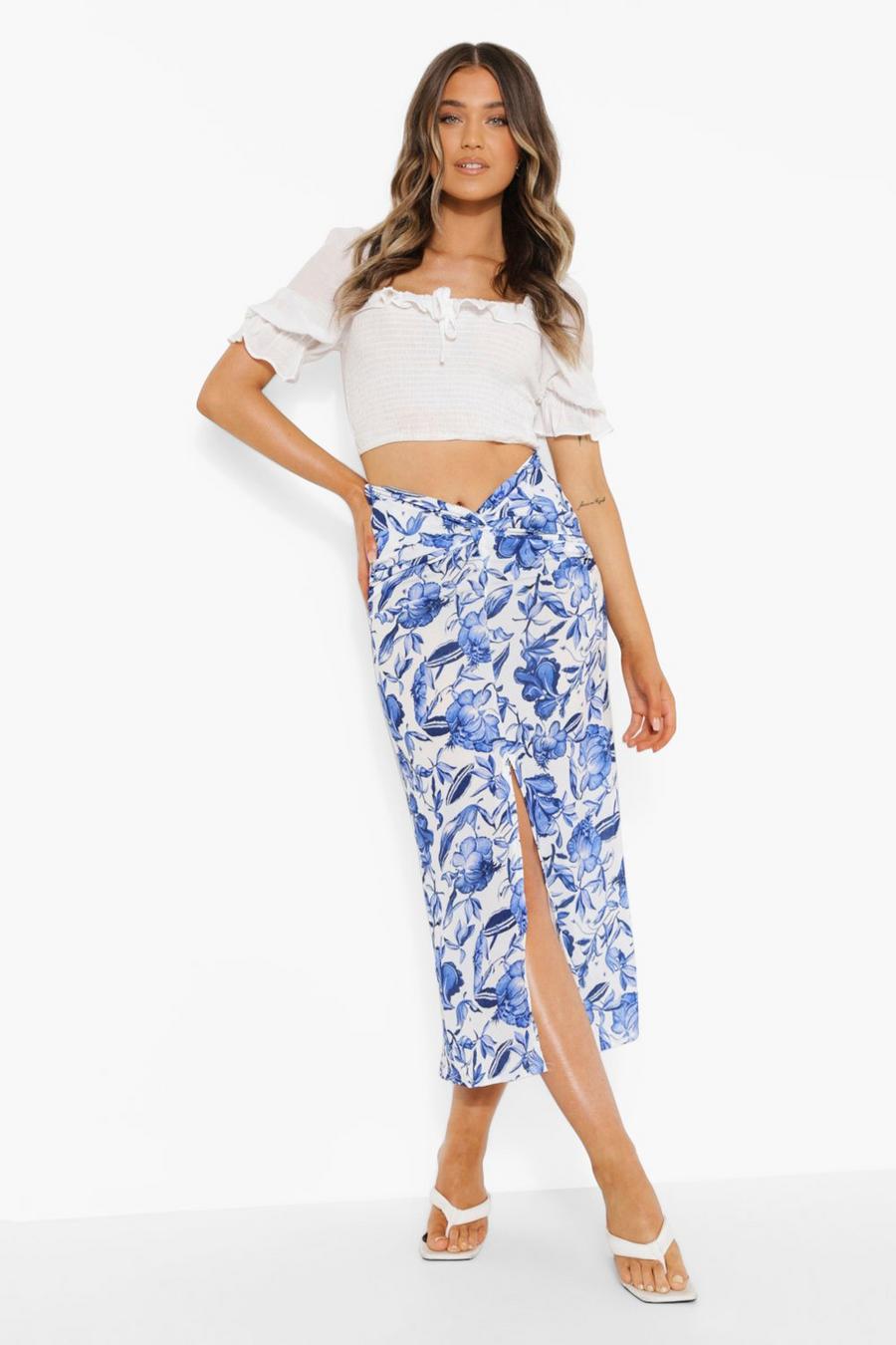 Blue Floral Print Twist Ruched Split Midi Skirt image number 1