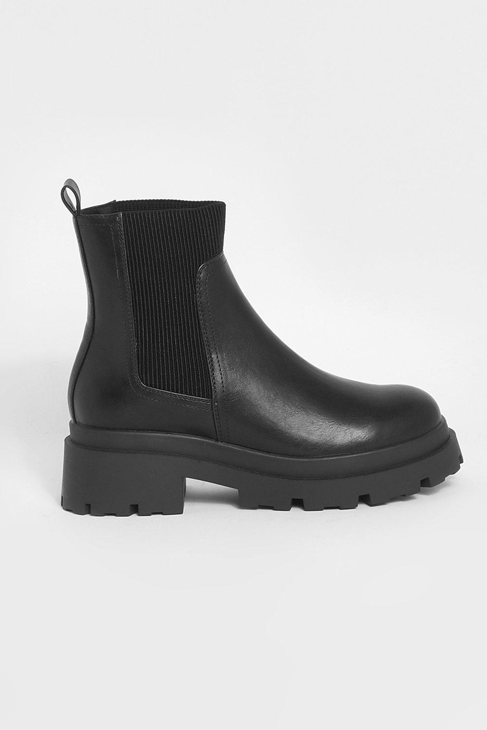 Boohoo black chelsea boots best sale