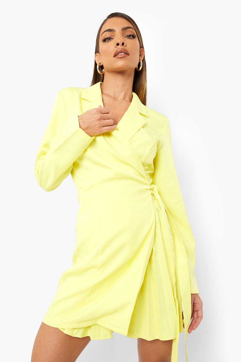 Woven Wrap Pleat Detail Blazer Dress boohoo