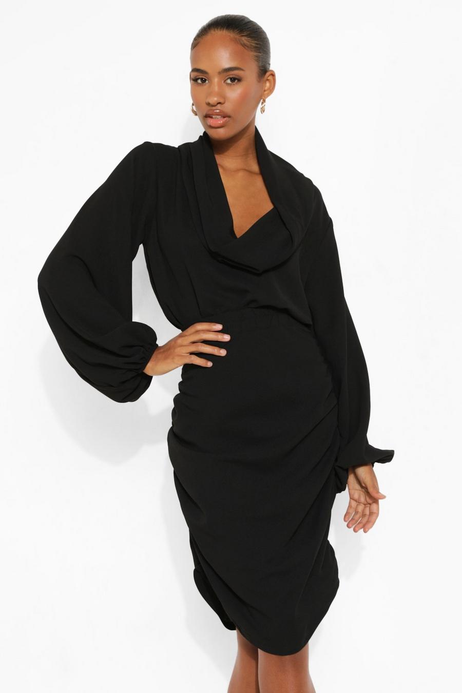 Black חצאית מיני עם קפלים בצד image number 1