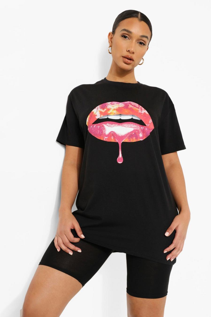 Black Pink Lips Printed Oversized T-shirt image number 1