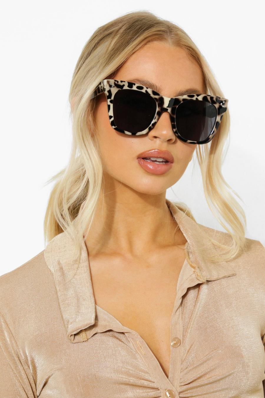 Brown Super Chunky Tort Oversize Framed Sunglasses image number 1