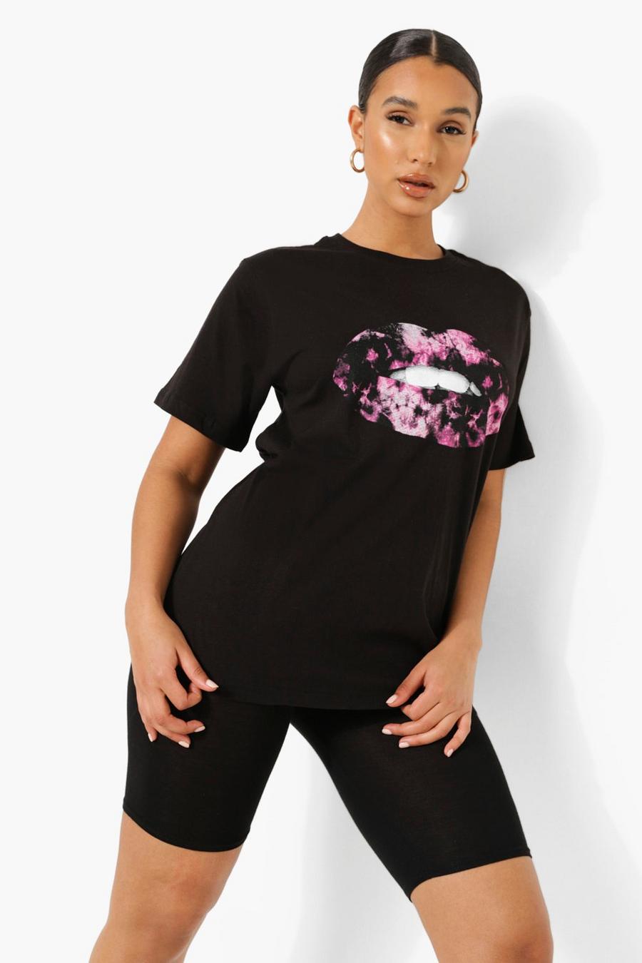 Black Purple Lips Printed Oversized T-shirt image number 1