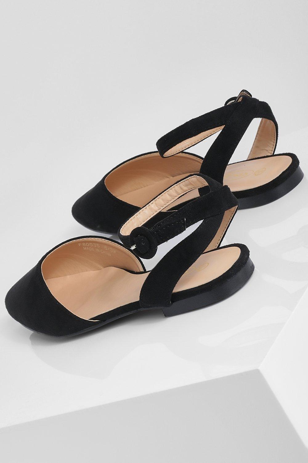 Boohoo on sale flat shoes