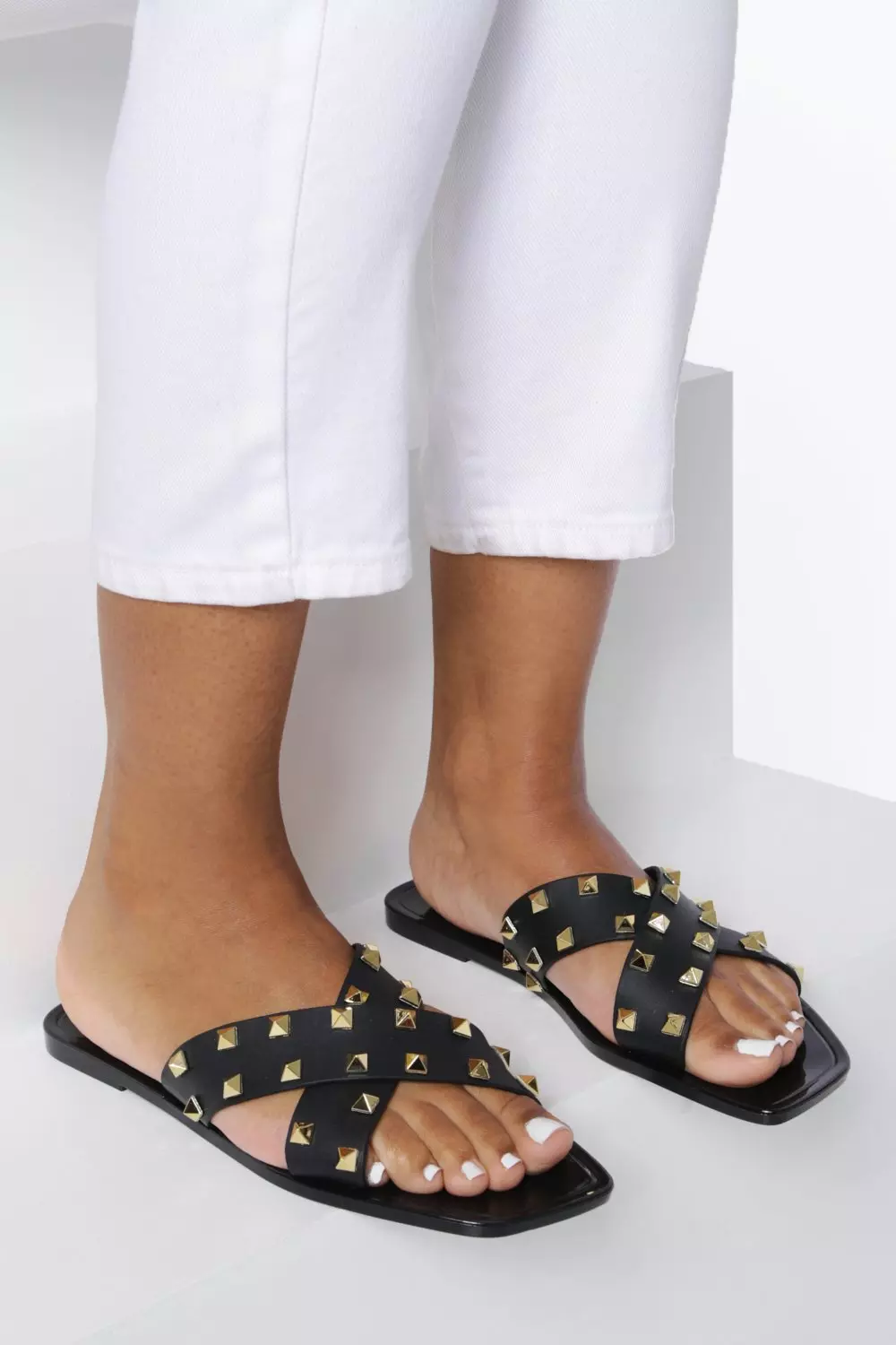 Black Jelly Studded Cross Over Slider alternative image