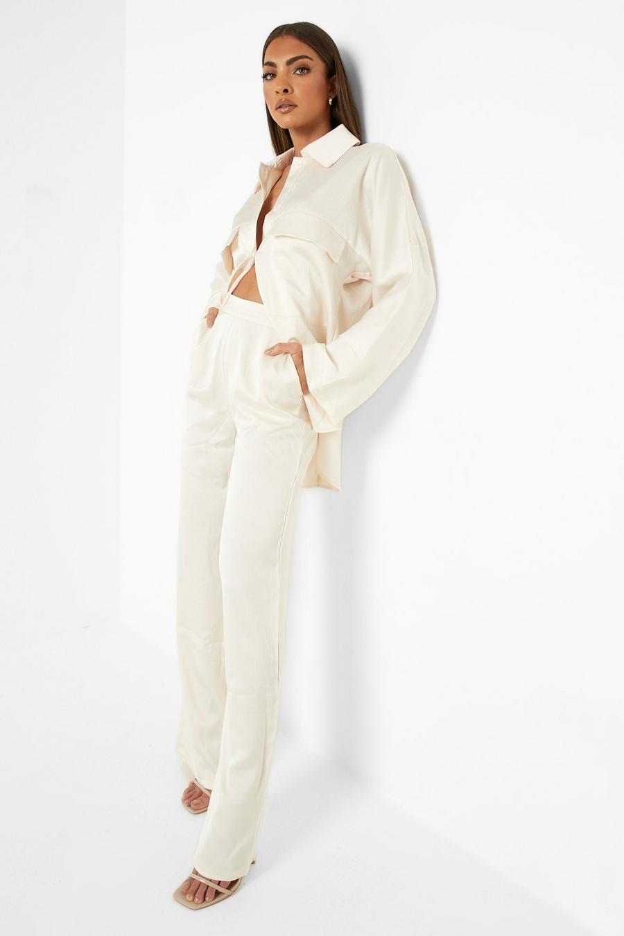 Pantalón de tela texturizada holgado con pernera ancha, Cream image number 1