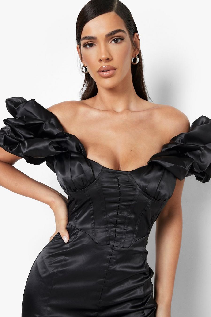 Miniabito a corsetto con arricciature estreme e scollo Bardot, Black image number 1