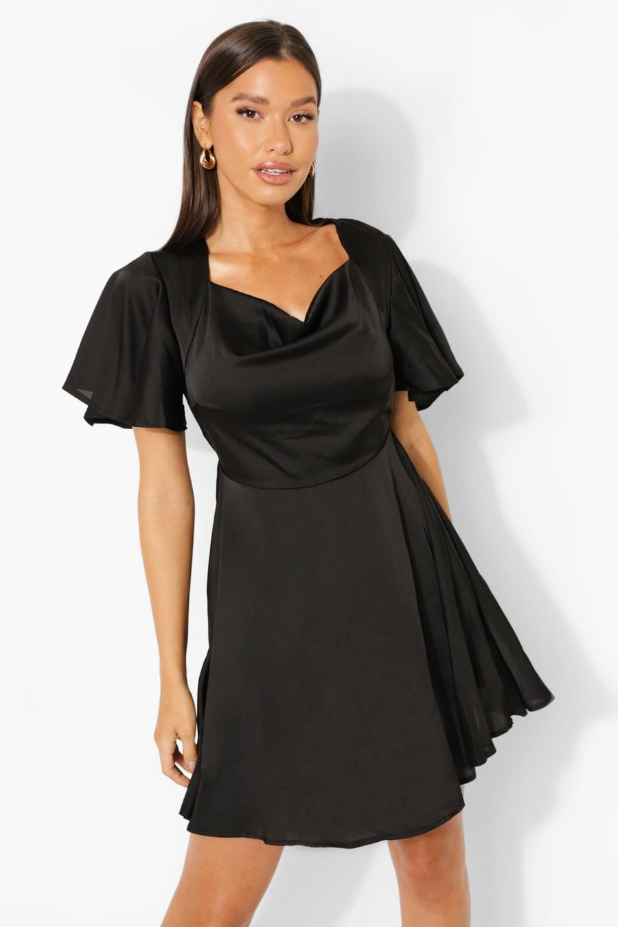 שחור שמלת סקייטר מסאטן עם מחשוף נשפך ושרוולים מתרחבים image number 1