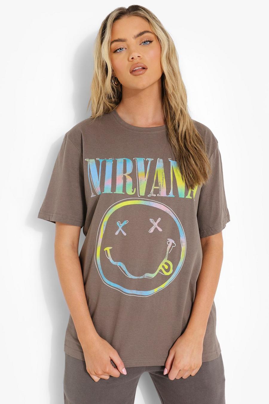 פחם טישרט אוברסייז עם הדפס ממותג Nirvana  image number 1
