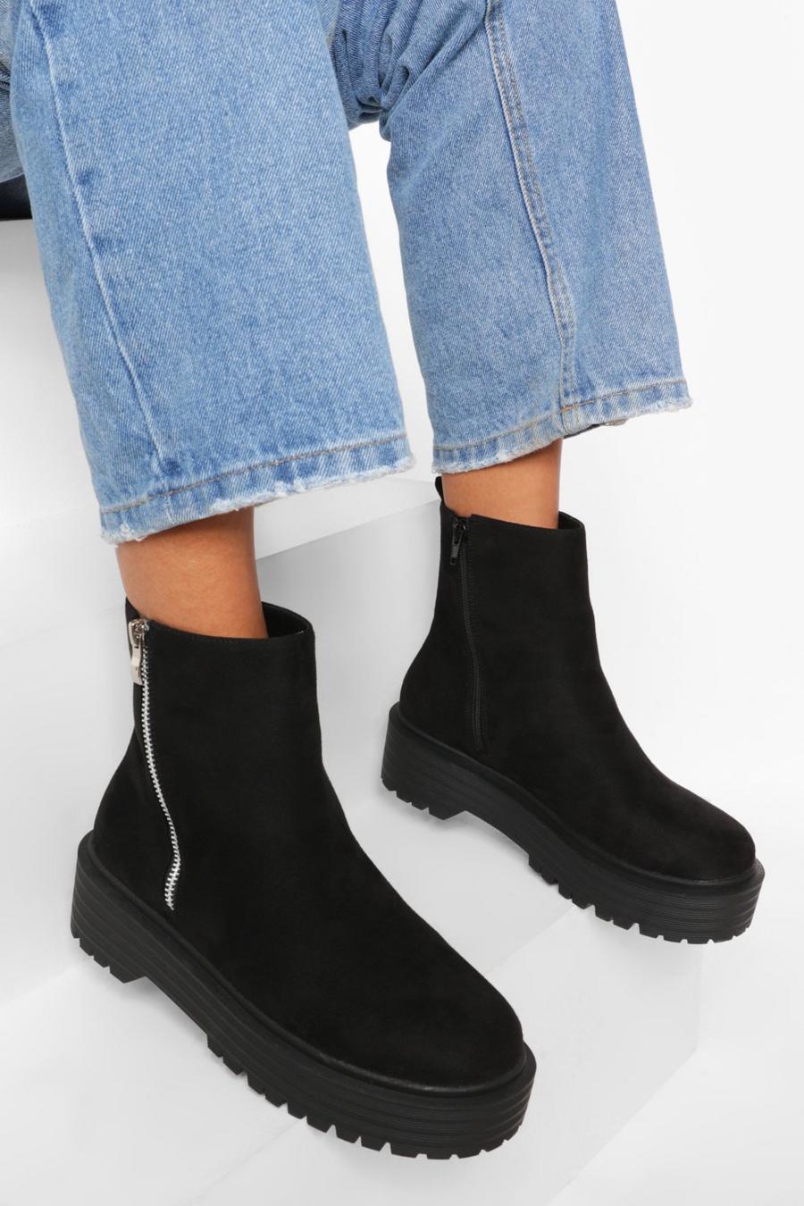 Black Wide Fit Side Zip Chelsea Boots image number 1