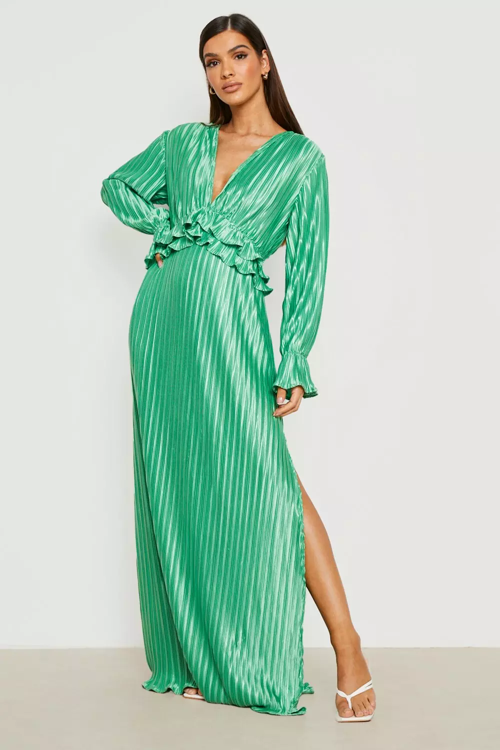 Green Pleated Plunge Ruffle Detail Maxi Dress alternative image