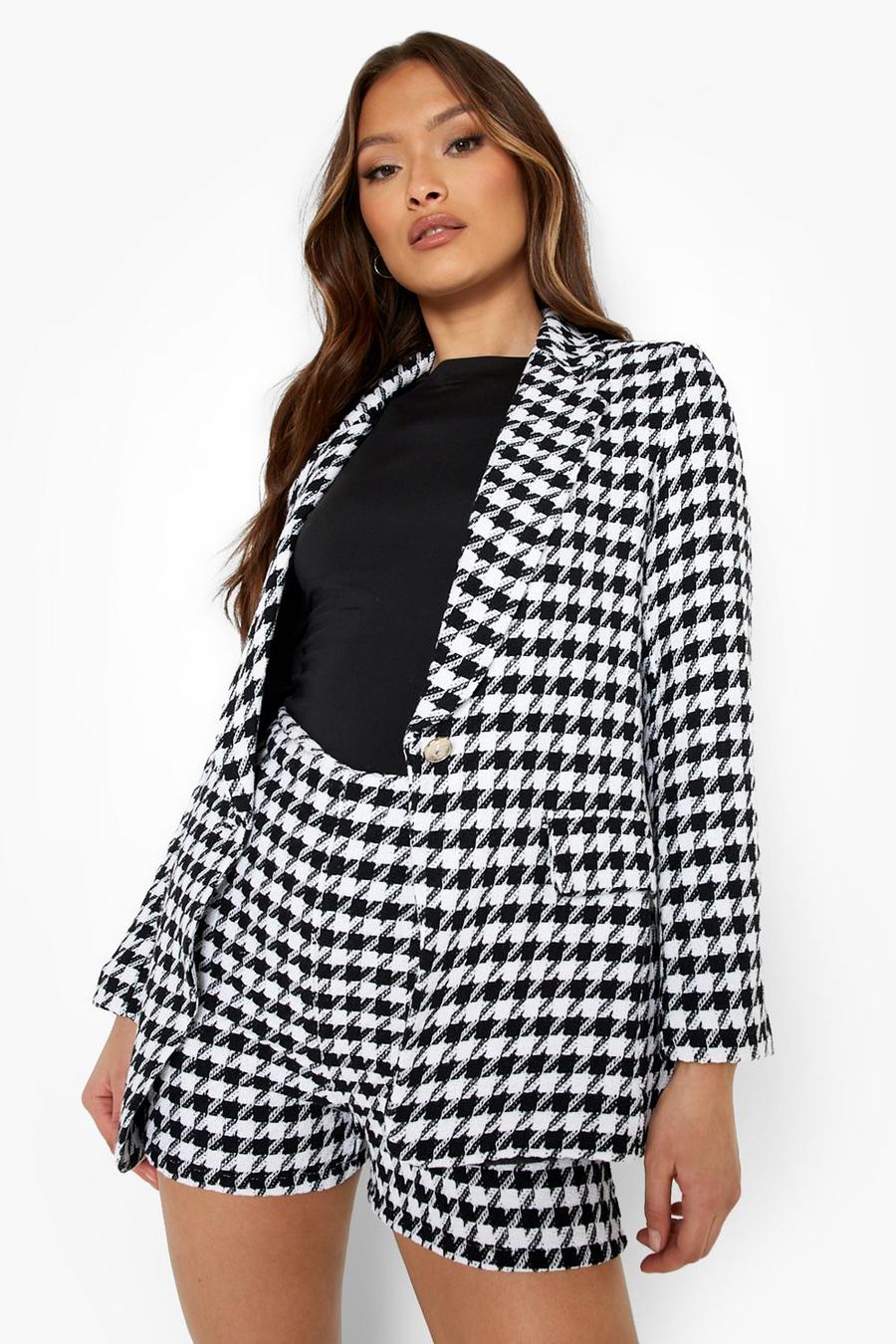 Black Boucle Dogtooth Fitted Blazer image number 1