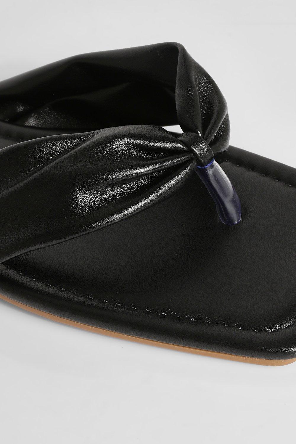 Soft Toe Post Flat Sandal