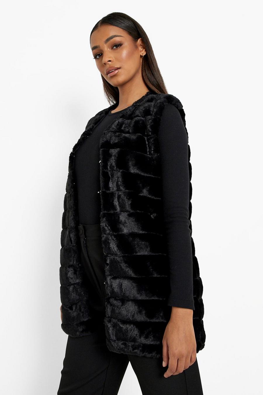 Black Panelled Faux Fur Vest image number 1