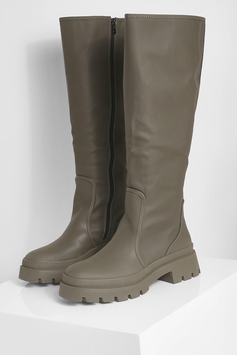 Knee high best sale mud boots