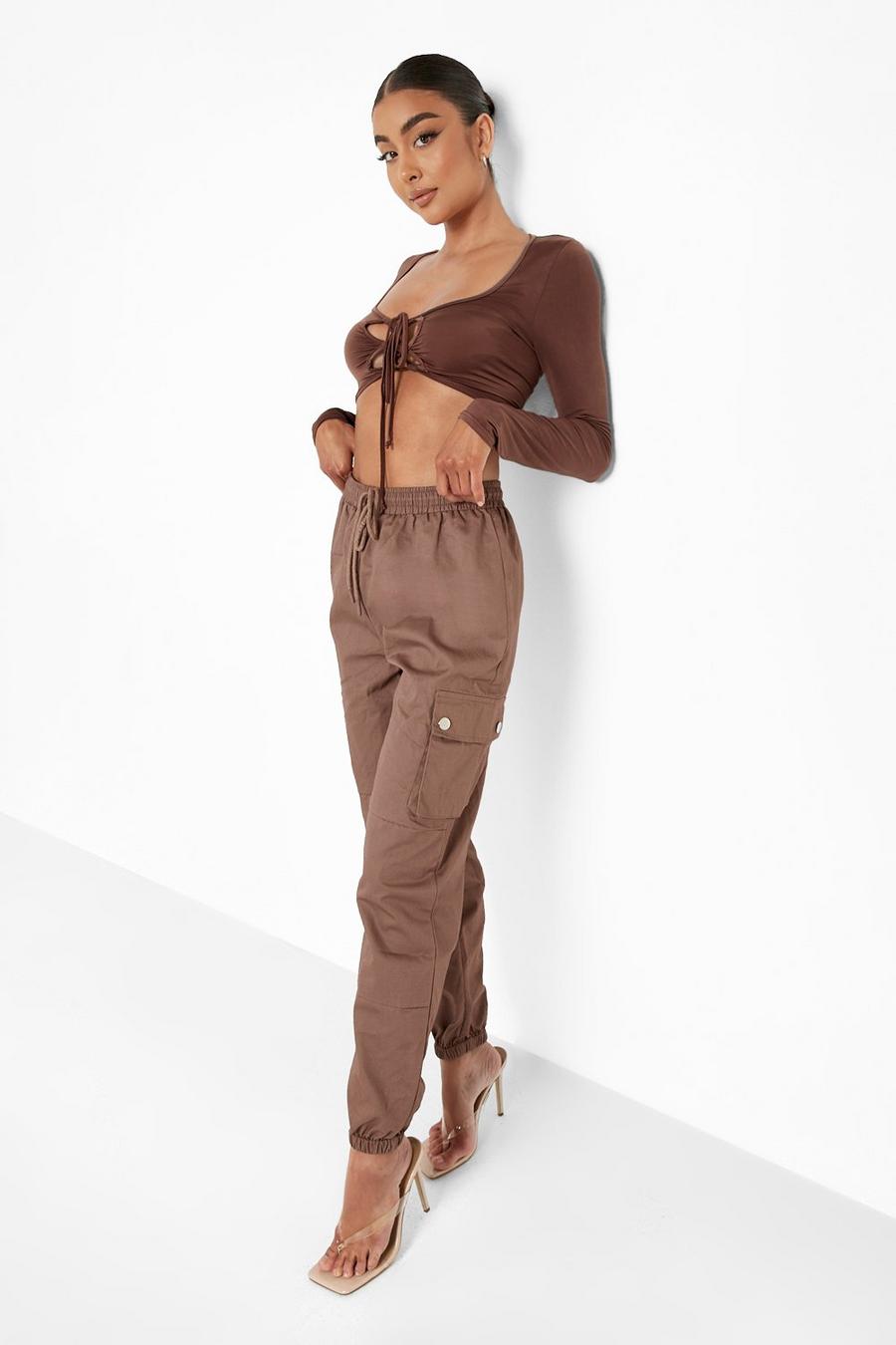 Mocha beis High Waist Woven Pocket Cargo Trousers image number 1