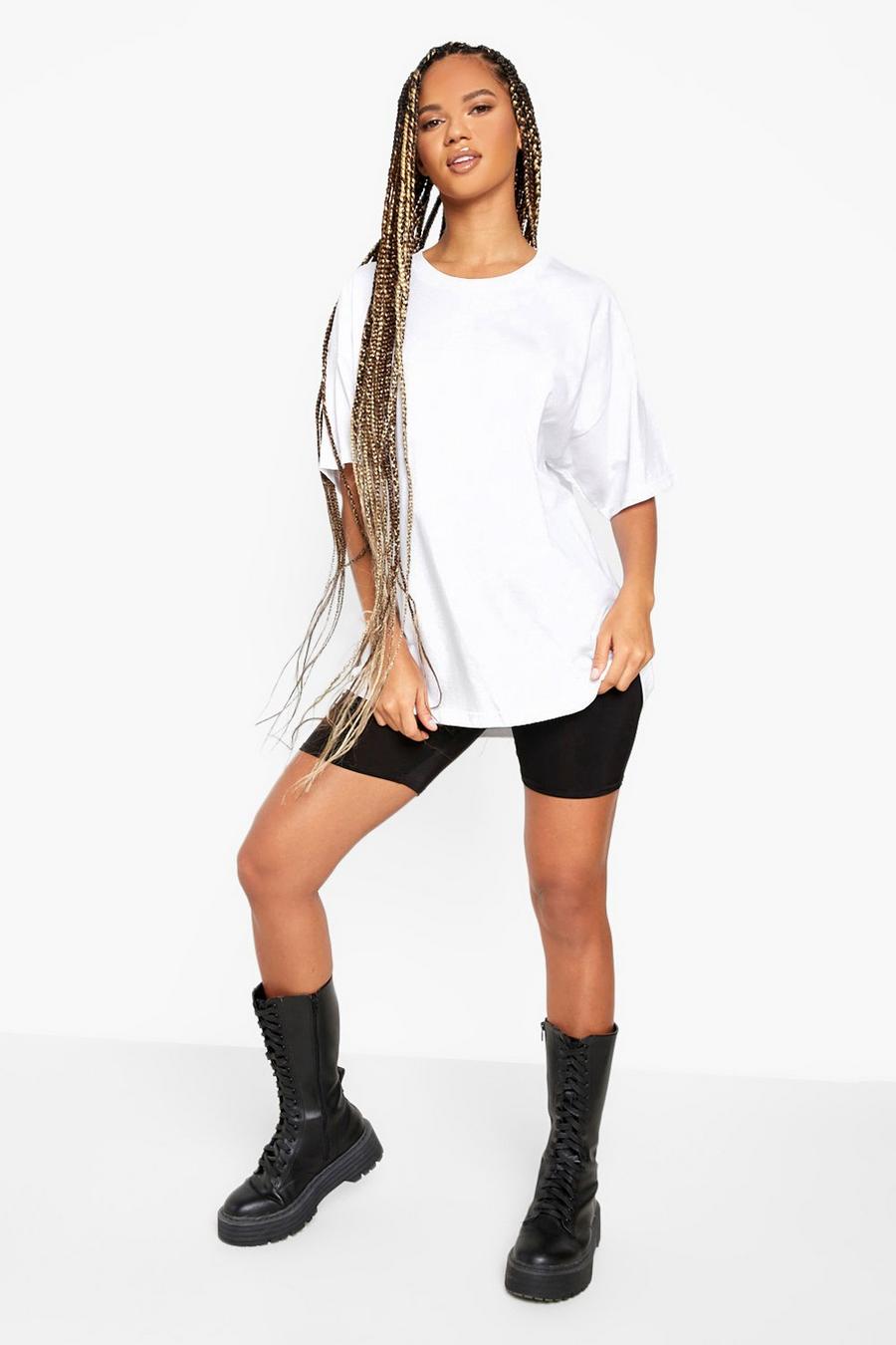 White Oversized Graphic Print T-shirt image number 1