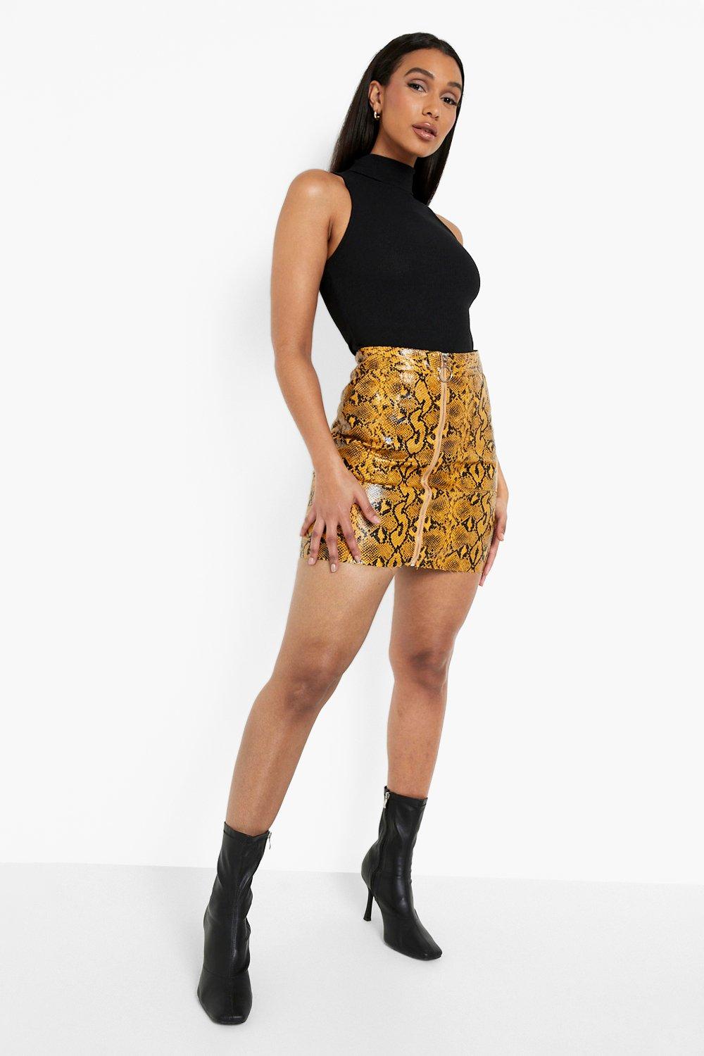 Zip Front Snake Leather Look Mini Skirt boohoo FI