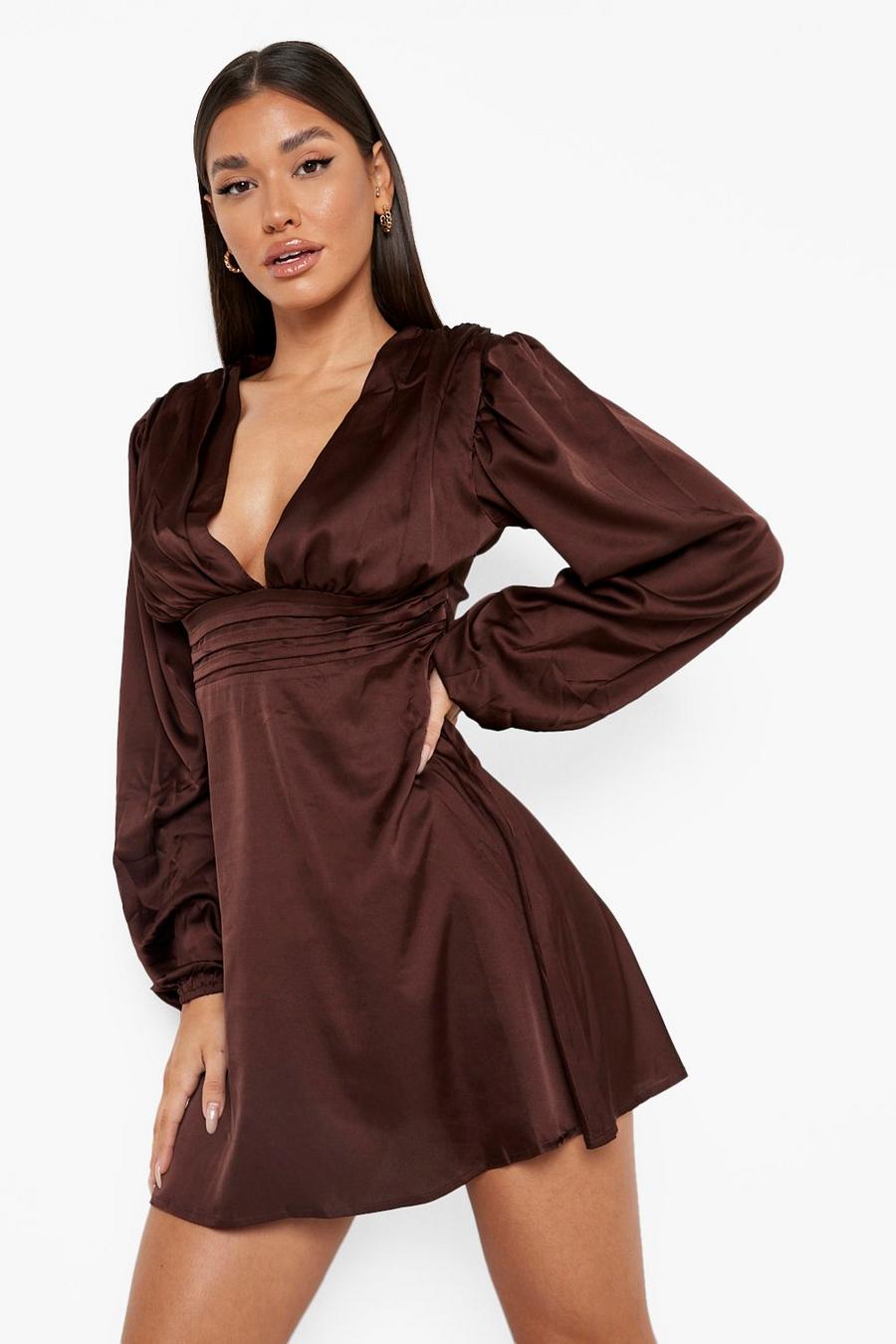 Chocolate marrón Satin Plunge Ruched Waist Mini Dress