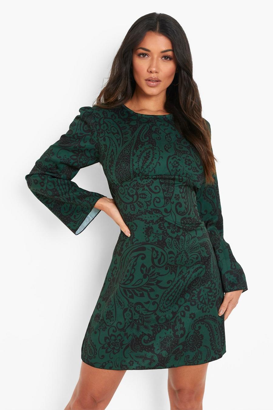 ירוק שמלת מיני עם הדפס פייזלי וכיווצים בחזה image number 1
