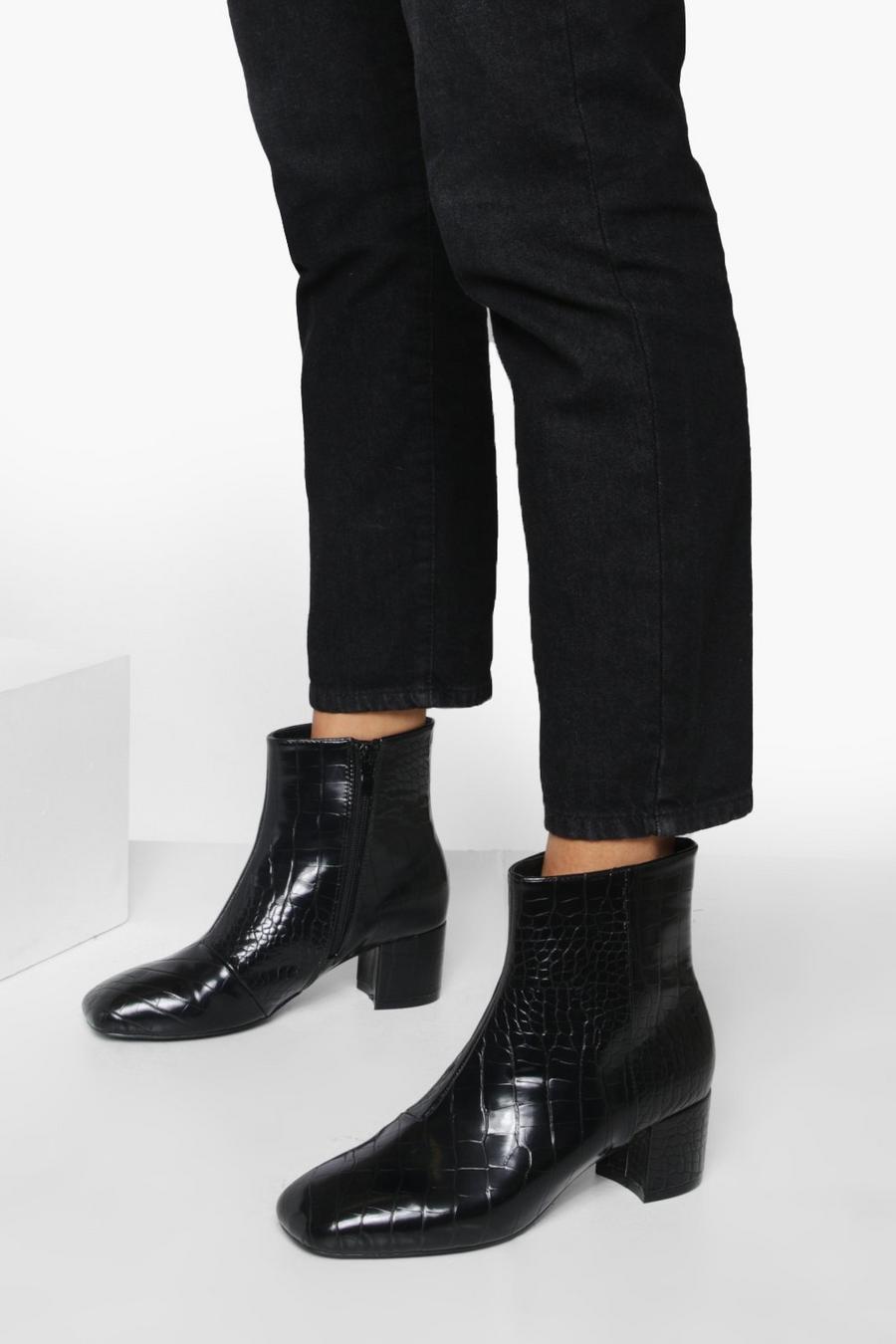 Black Wide Fit Low Block Heel Shoe Boots image number 1