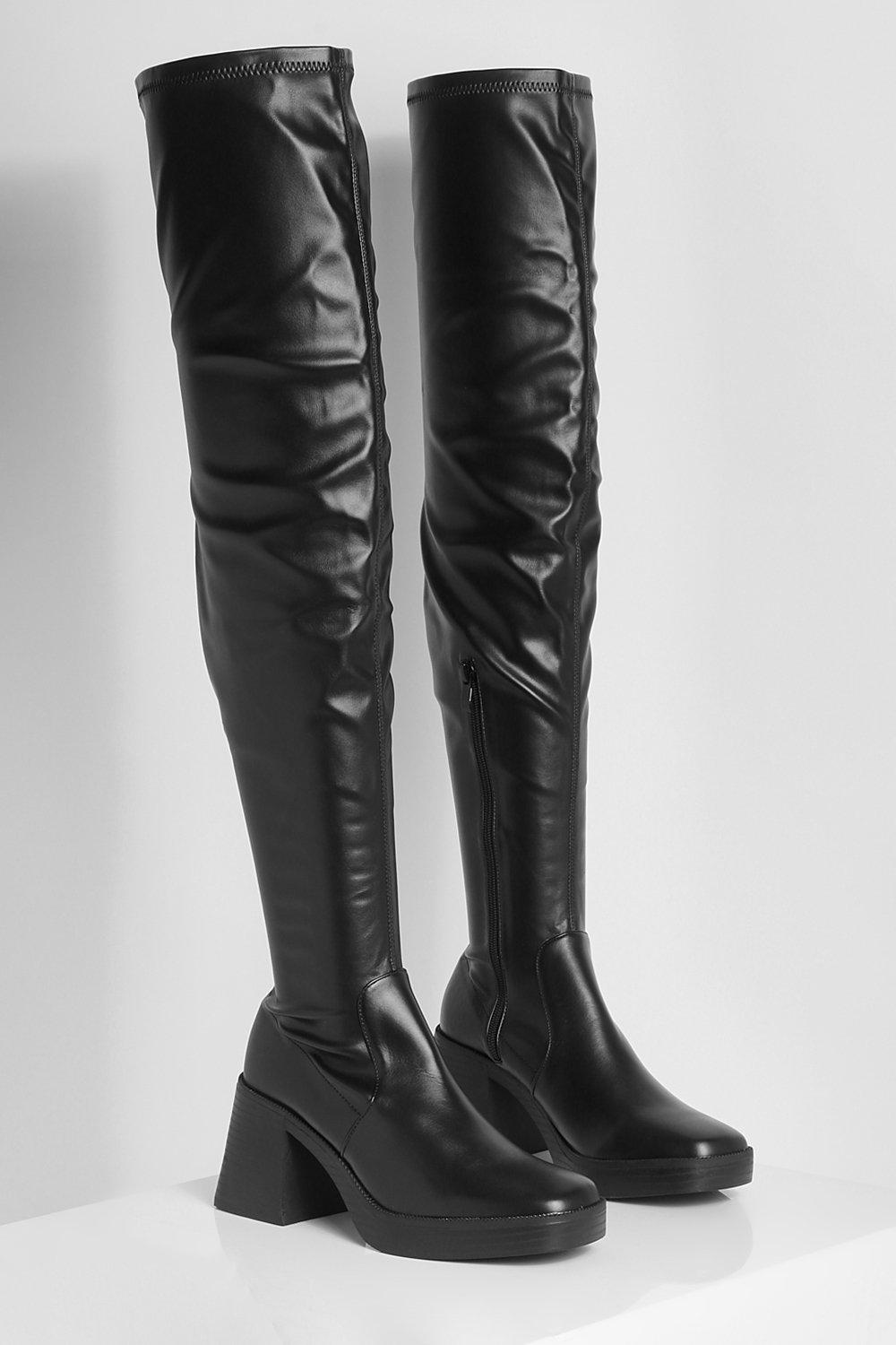 Botas altas hasta el muslo de cuero sintetico con plataforma boohoo ES
