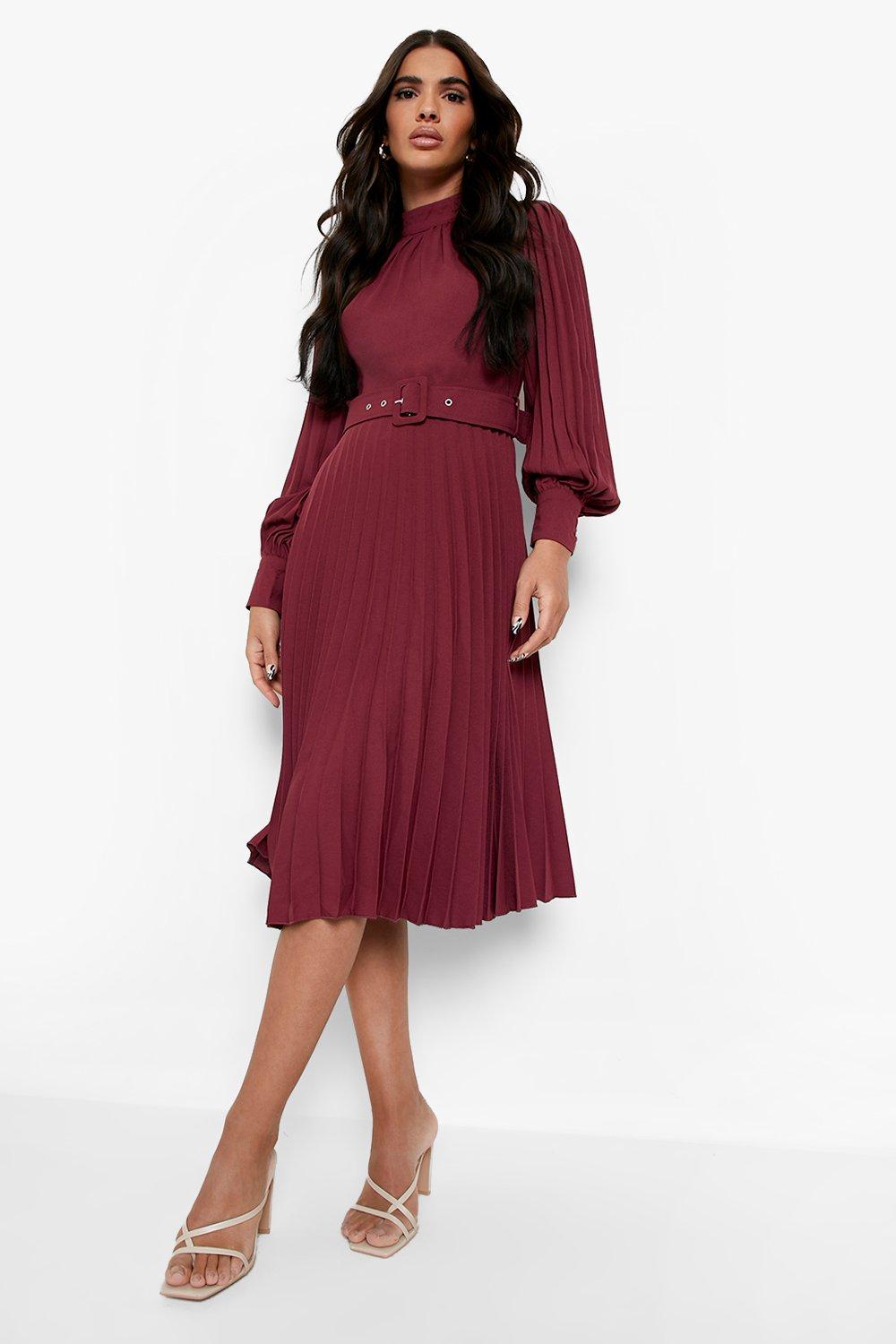 Pleated dress hot sale boohoo