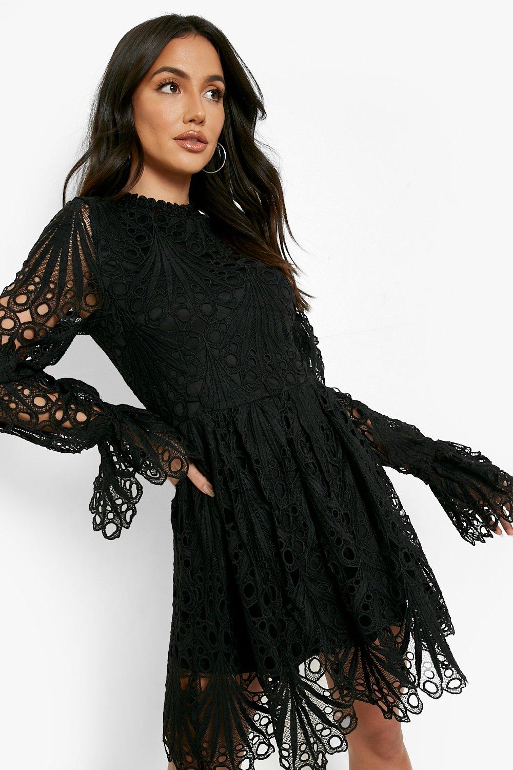 Bell sleeve lace cocktail sales dress