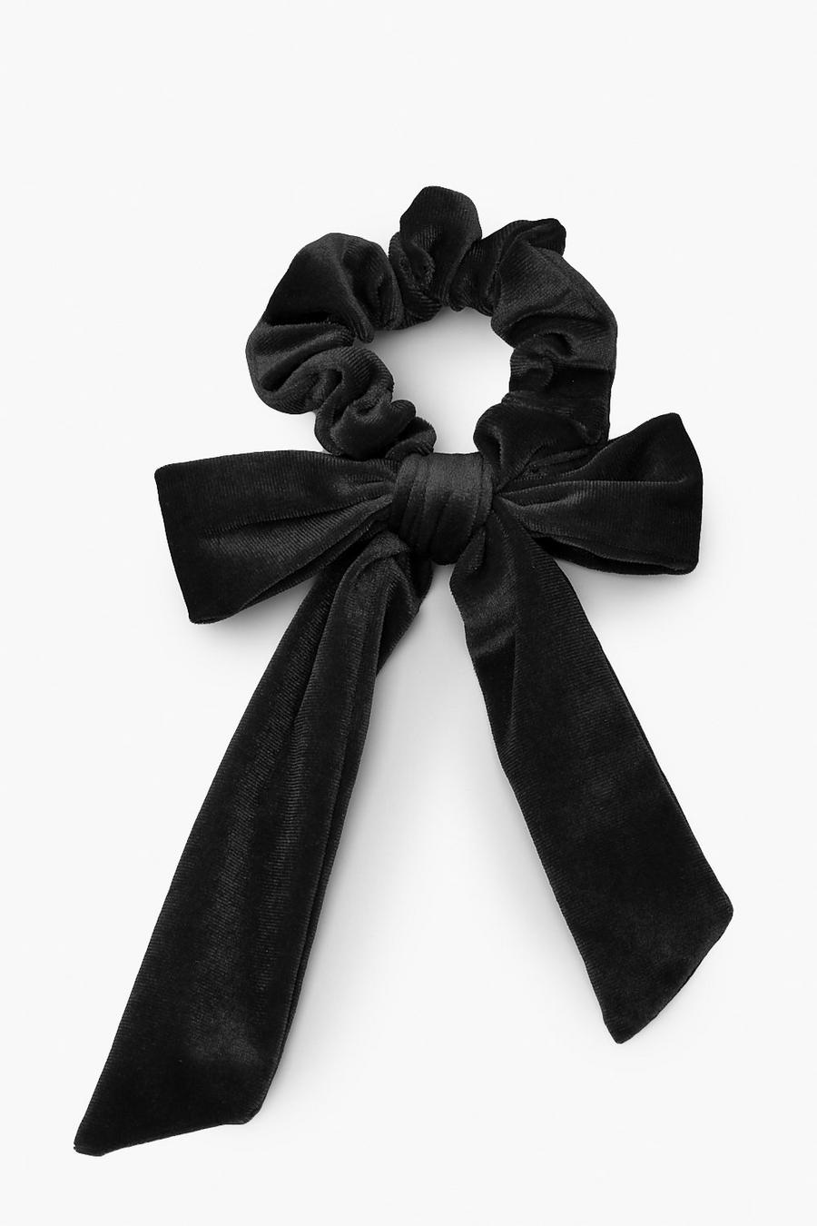 Black Velvet Bow Detail Scrunchie image number 1