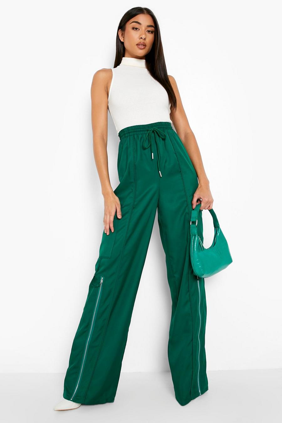 Green Woven Wide Leg Cargo Pants image number 1