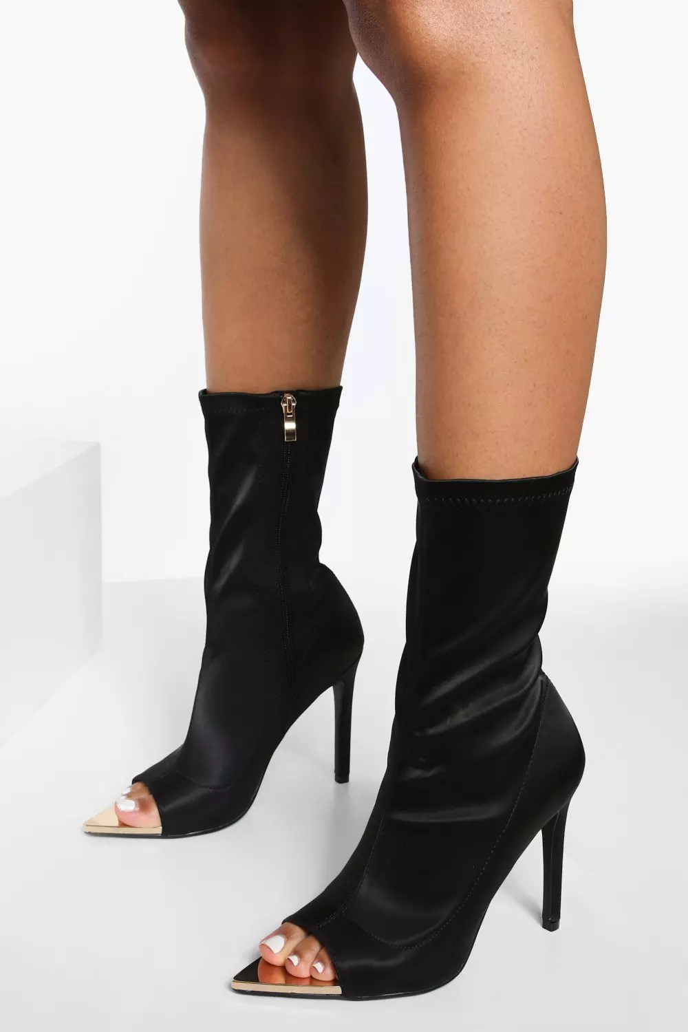 Peep toe black outlet heeled boots