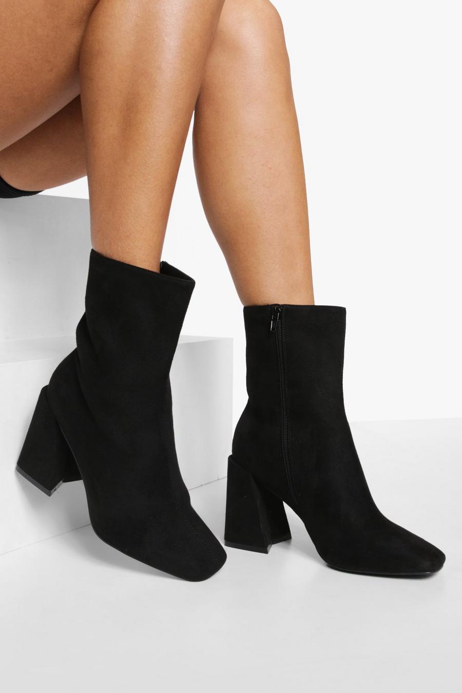 Black Wide Fit Chunky Block Heel Boots image number 1
