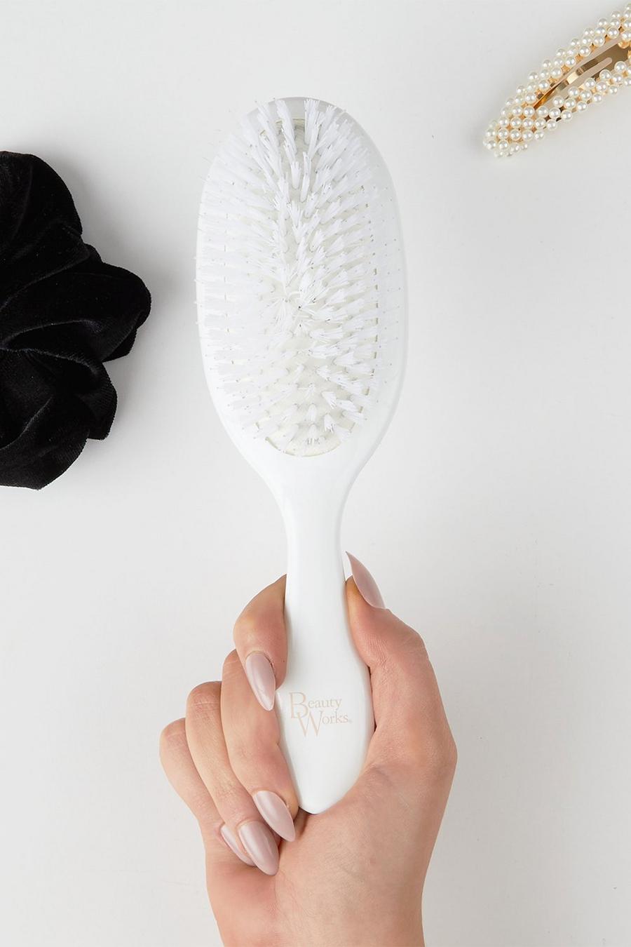 White Beauty Works Molly Mae Bristle Brush image number 1