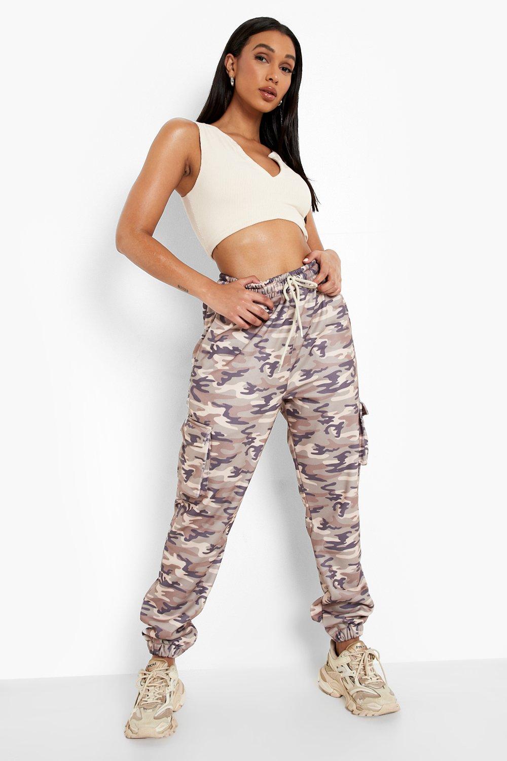 Camo jogger hot sale outfit