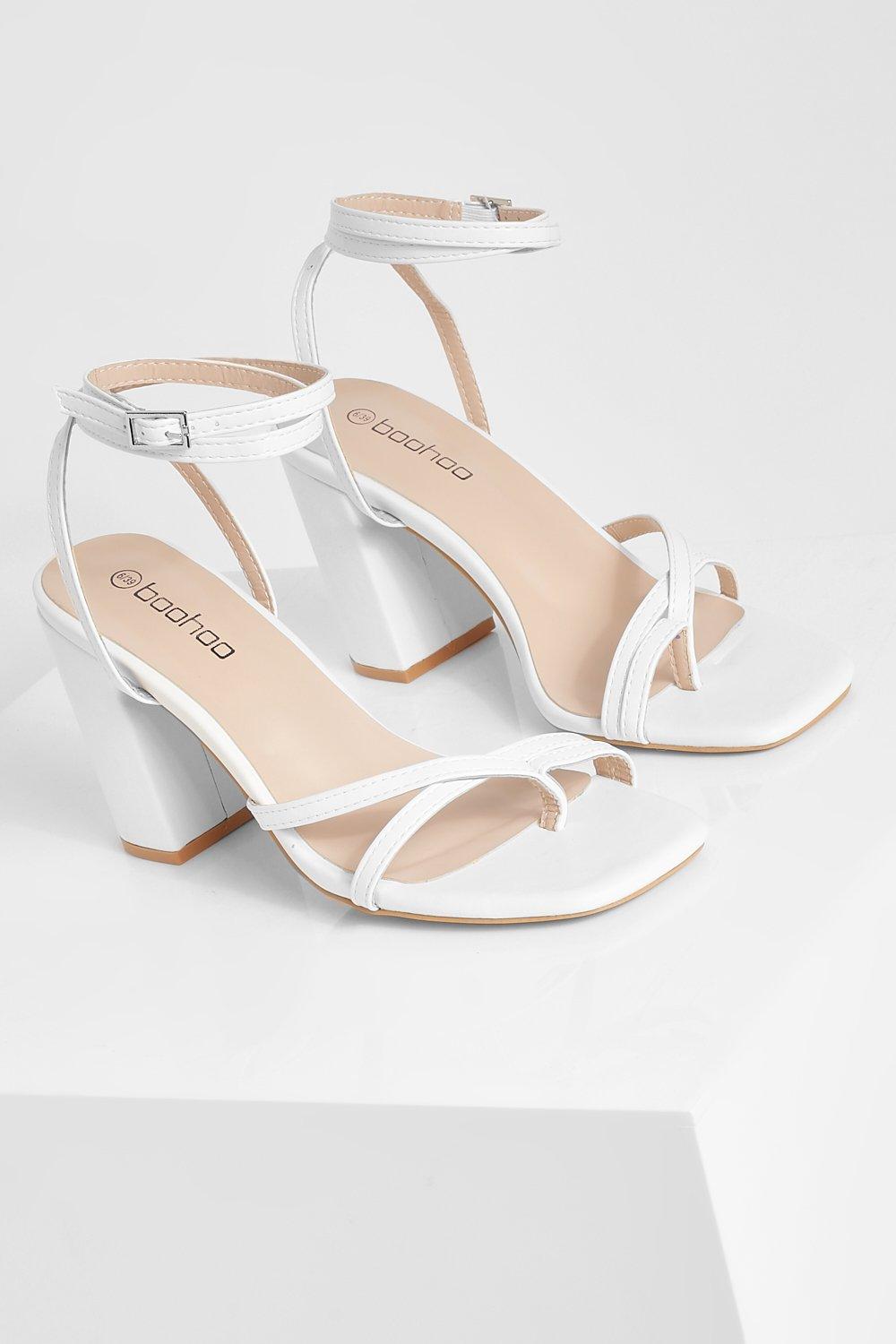 Boohoo white block top heels