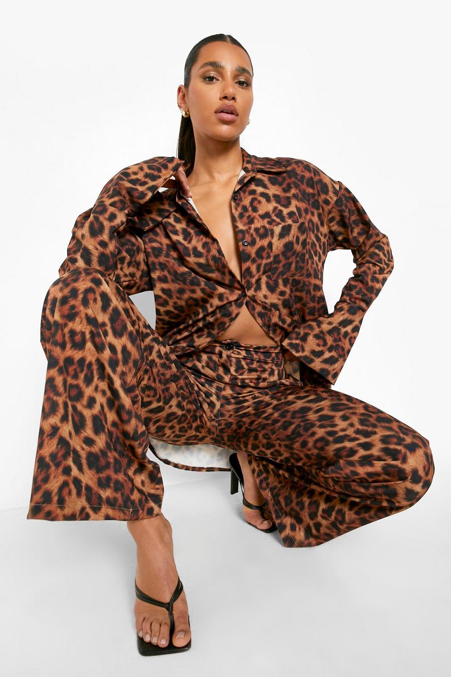 Camicia rilassata leopardata in raso effetto opaco, Caramel image number 1
