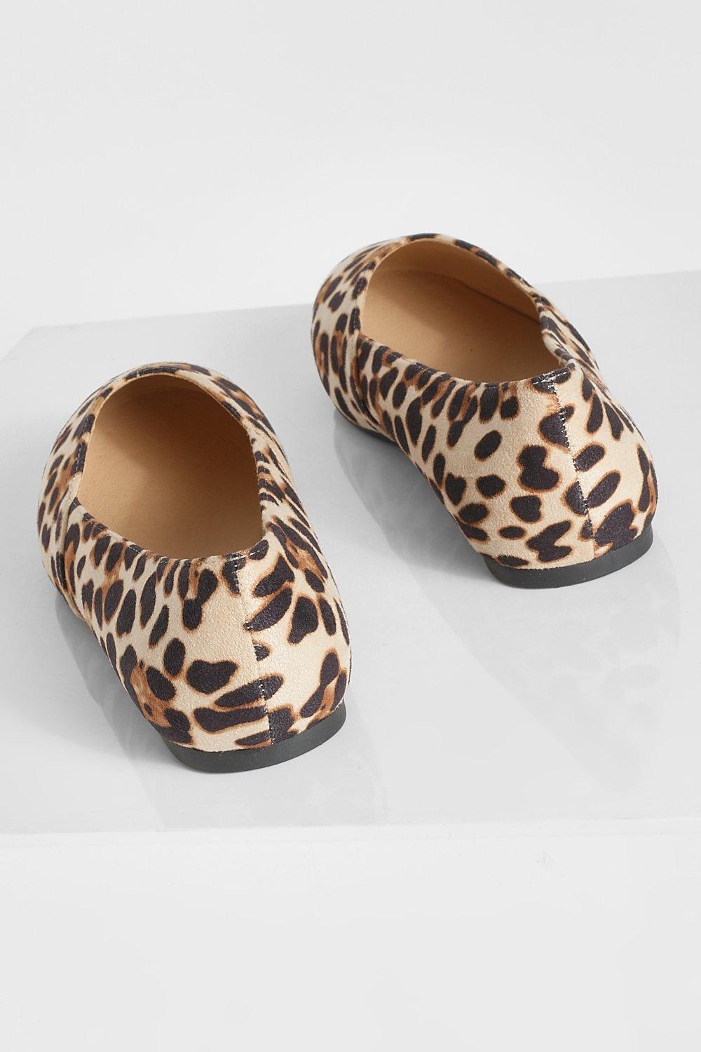 Round Toe Leopard Detail Ballet Flats boohoo FI