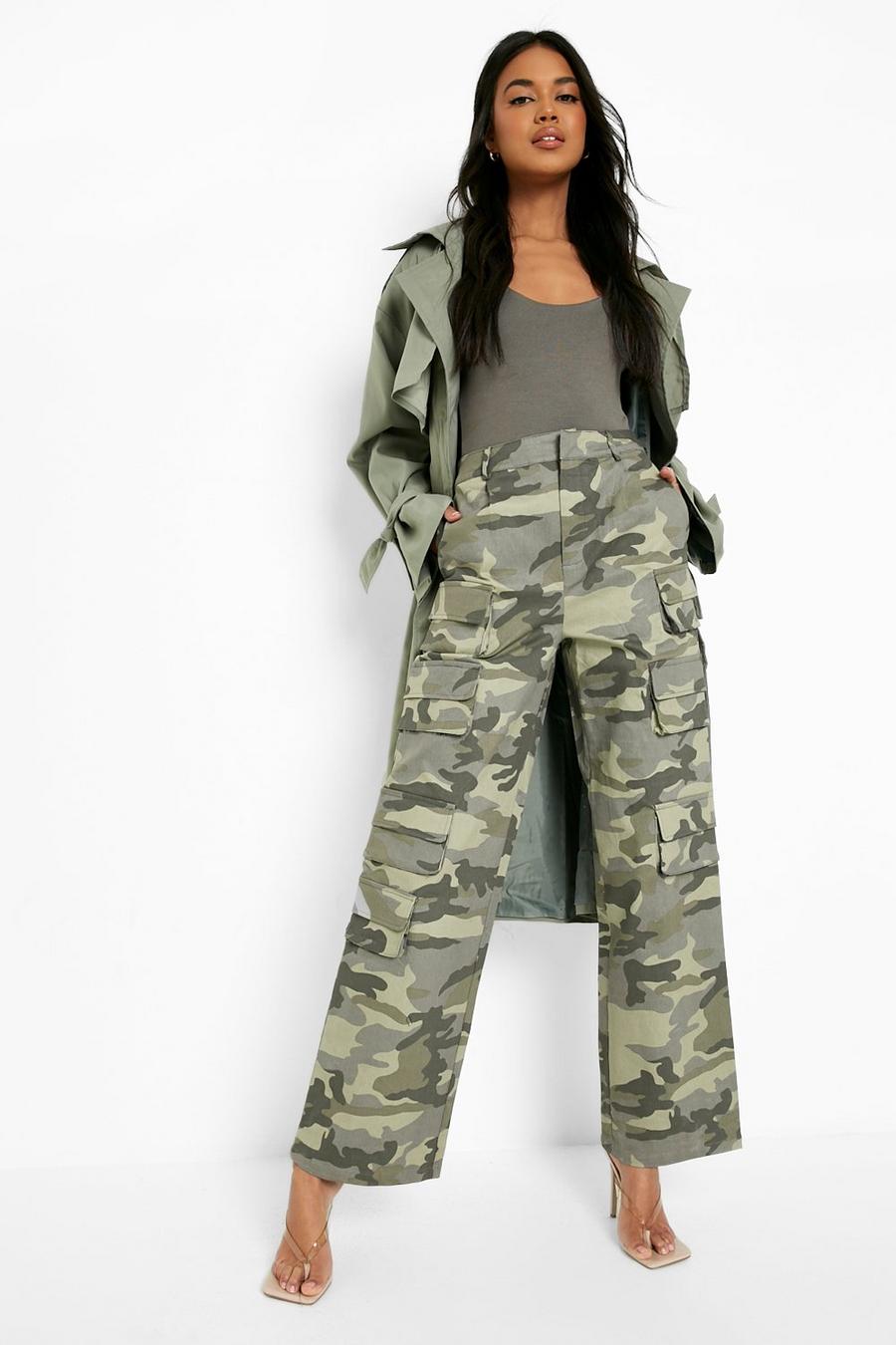 Pantaloni Cargo dritti in fantasia militare con tasche, Green image number 1