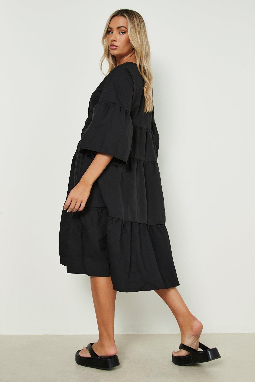 Black Oversized V-Neck Midi Smock Dress